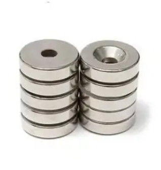 De vierkante Magneten van het de Magnetenneodymium van NdFeB Permanente met Verzonken Gaten