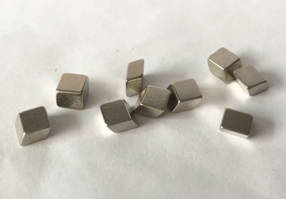 Ni-Speciale het Blok van de de Deklaagn38 NdFeB Magneet van Ni van Cu Gevormd voor Hardwaremachines