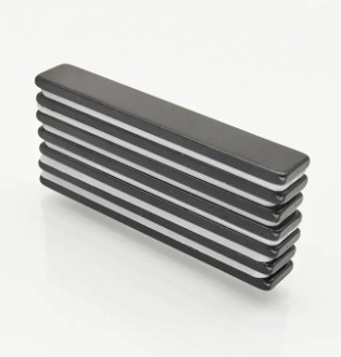 Het super Sterke Neodymium van de Barmagneet, de Familie van Zeldzame aarderod magnets for fridge office